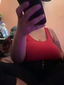 Madsion23 online show from December 26, 9:58 pm