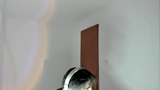 Giordano Russo online show from February 25, 4:00 am