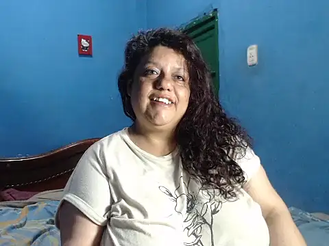 Snapshot of Lauren_baby chatting on June 7, 5:27 pm Lauren baby online show from June 7, 5:27 pm