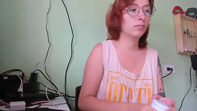 Snapshot of Ginger_Sweetty chatting on July 12, 9:39 pm Ginger Sweetty online show from July 12, 9:39 pm