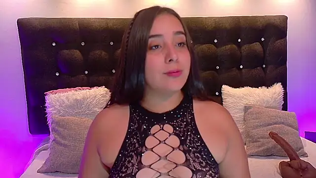 ValenScott1 online show from February 14, 2:12 pm