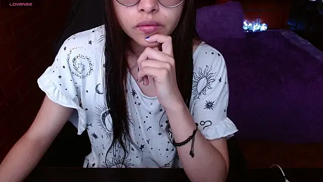 Snapshot of MidoriQuiinn chatting on June 2, 3:58 pm MidoriQuiinn online show from June 2, 3:58 pm