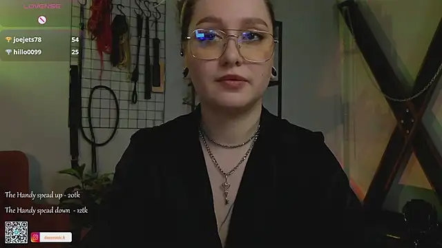Snapshot of VortexProject chatting on January 18, 4:53 pm VortexProject online show from January 18, 4:53 pm