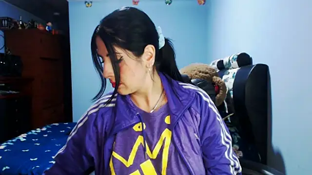 sahtlove1 online show from April 10, 1:33 am