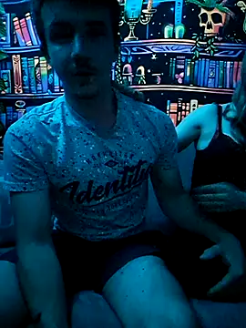 Snapshot of sprildaddy69 chatting on September 21, 4:52 pm sprildaddy69 online show from September 21, 4:52 pm