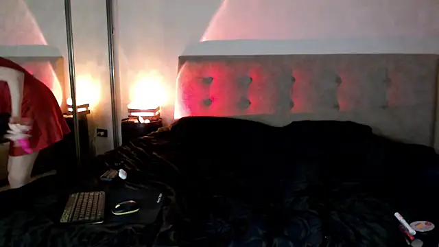 Snapshot of -Yummybabes- chatting on April 30, 6:25 pm -Yummybabes- online show from April 30, 6:25 pm