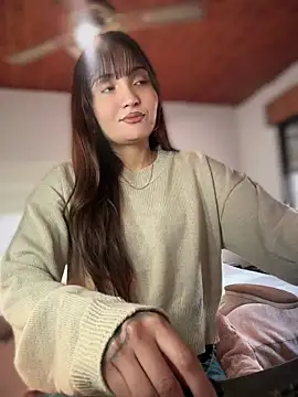 Snapshot of LunaXuan chatting on June 21, 8:33 pm LunaXuan online show from June 21, 8:33 pm