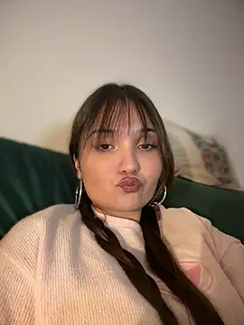 Snapshot of LunaXuan chatting on July 14, 2:27 am LunaXuan online show from July 14, 2:27 am