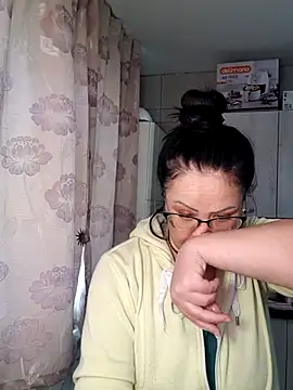 x  KHALEESI  x online show from November 6, 12:06 pm