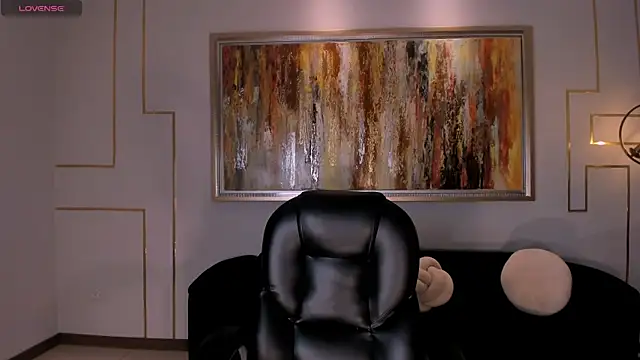 Snapshot of MollyJones_ chatting on July 17, 7:52 pm MollyJones online show from July 17, 7:52 pm