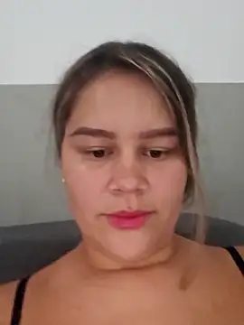 sweet lucia online show from February 14, 2:23 pm