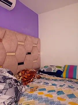 sweet lucia online show from March 12, 3:40 pm