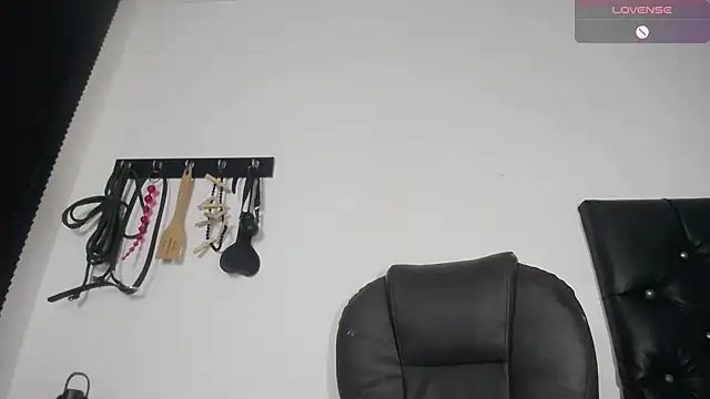 Snapshot of alejandraluxt chatting on December 29, 5:33 pm alejandraluxt online show from December 29, 5:33 pm