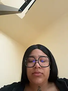 Snapshot of IamSashaLuv chatting on January 15, 9:14 am IamSashaLuv online show from January 15, 9:14 am