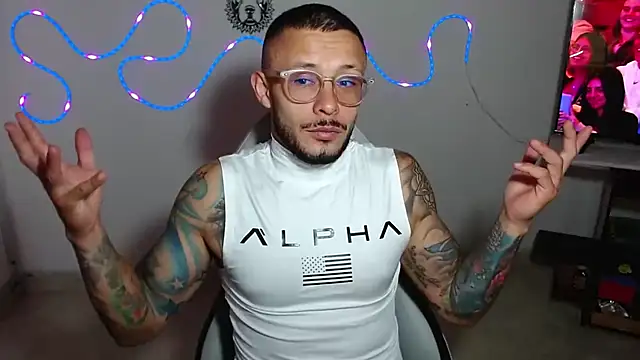 Snapshot of sebastian_horny chatting on October 25, 3:51 pm sebastian horny online show from October 25, 3:51 pm