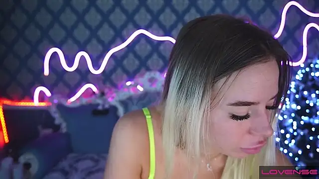 Sexy Ira online show from January 12, 10:45 am