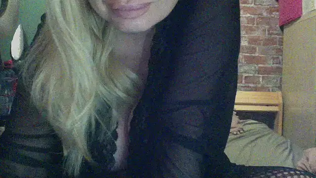 Lisavontease online show from November 29, 10:18 am