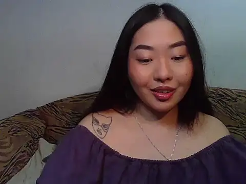 Snapshot of Aleksa_Blackdream chatting on May 21, 7:43 pm Aleksa Blackdream online show from May 21, 7:43 pm