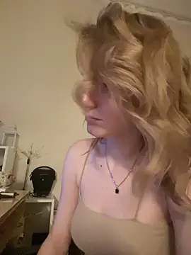 MaryHiggins online show from February 18, 5:53 pm