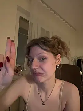 MaryHiggins online show from February 23, 5:29 pm