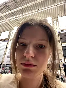 MaryHiggins online show from December 15, 1:59 pm