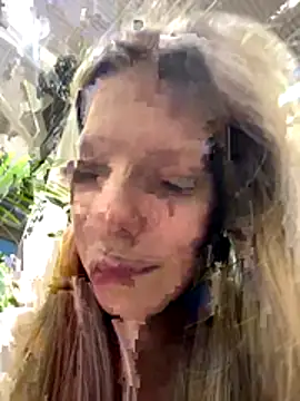 MaryHiggins online show from December 20, 12:45 pm