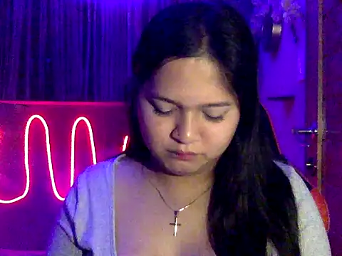 Snapshot of EmpressYna chatting on October 26, 9:31 pm EmpressYna online show from October 26, 9:31 pm