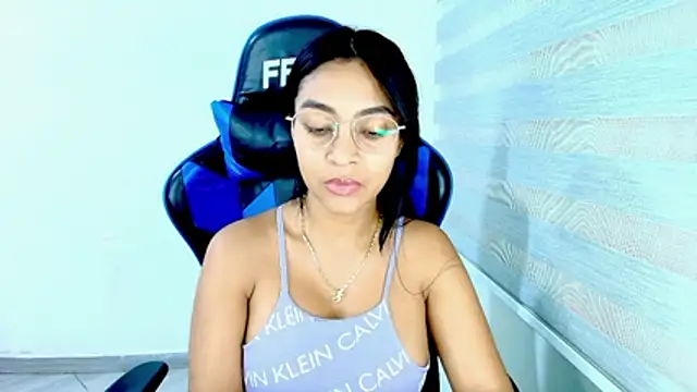 sophiax-x online show from March 29, 11:27 pm