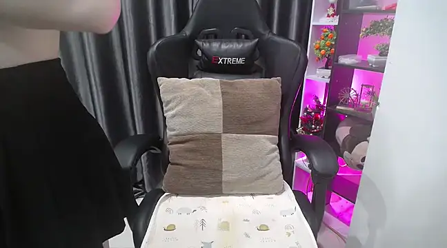 Yuki-yio online show from March 4, 1:23 am