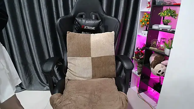 Yuki-yio online show from March 23, 12:36 am