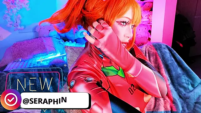 seraphine23 online show from March 6, 1:24 am