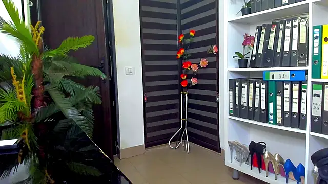 Snapshot of lisa2018 chatting on March 1, 4:47 am lisa2018 online show from March 1, 4:47 am