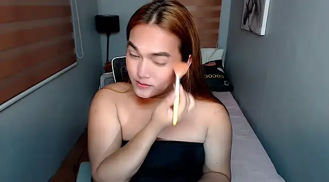 Snapshot of MoaningKylie chatting on December 31, 1:19 pm MoaningKylie online show from December 31, 1:19 pm