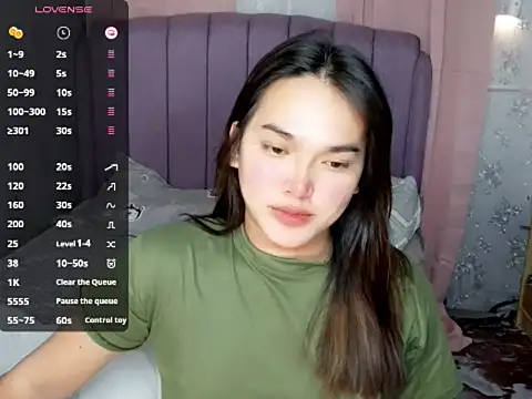 Snapshot of MoaningKylie chatting on February 26, 3:22 pm MoaningKylie online show from February 26, 3:22 pm