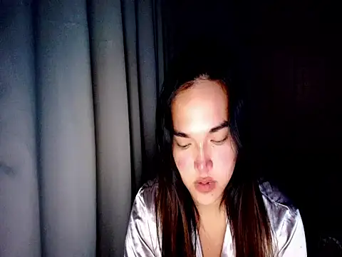 Snapshot of MoaningKylie chatting on July 31, 2:00 am MoaningKylie online show from July 31, 2:00 am