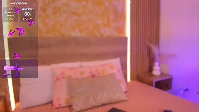 Alana 2916  online show from October 7, 3:47 am