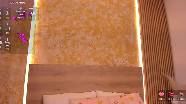 Alana 2916  online show from October 8, 3:26 am