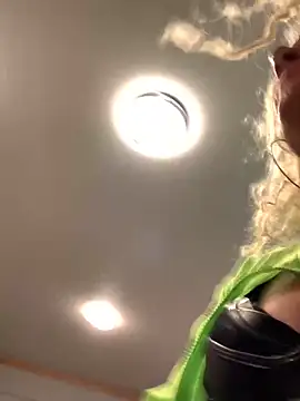 DreamGurlDaisyxh online show from January 19, 8:07 am