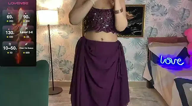 Snapshot of Sizzling__ZAARA chatting on February 12, 1:48 pm Sizzling ZAARA online show from February 12, 1:48 pm