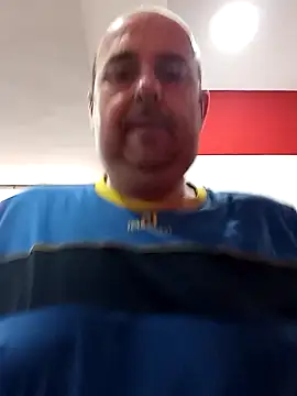 Snapshot of Hot-pico76 chatting on February 3, 8:35 am Hot-pico76 online show from February 3, 8:35 am