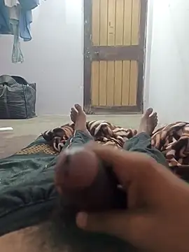 hunter6112 online show from November 24, 5:56 pm