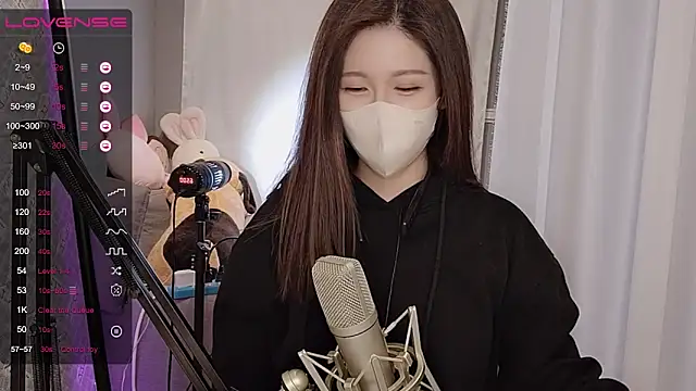 tw lala online show from March 21, 7:35 pm