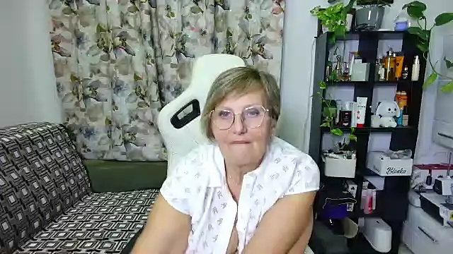 Selenna57 online show from December 28, 2:43 am