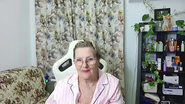 Selenna57 online show from March 15, 6:54 pm