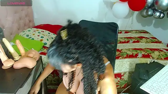 Alexaqueen1 online show from November 24, 11:26 pm