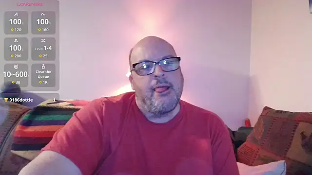 Snapshot of Ursulet_US chatting on November 9, 10:41 pm Ursulet US online show from November 9, 10:41 pm