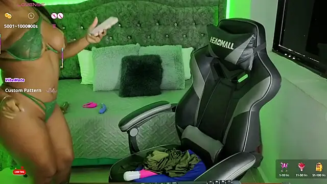 Snapshot of nashiira_ chatting on September 10, 8:42 pm nashiira online show from September 10, 8:42 pm