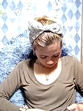 Cutie body11 online show from January 13, 12:09 am