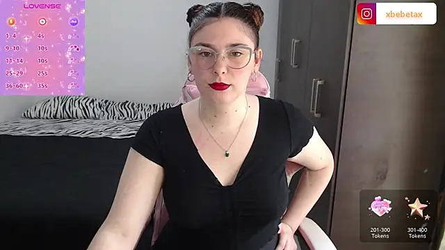 Snapshot of xxbbtaa chatting on December 12, 7:59 pm xxbbtaa online show from December 12, 7:59 pm