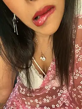 naughtyjaanu online show from November 18, 10:14 pm